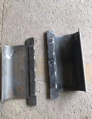 Rear bending assembly of Dynapac paver