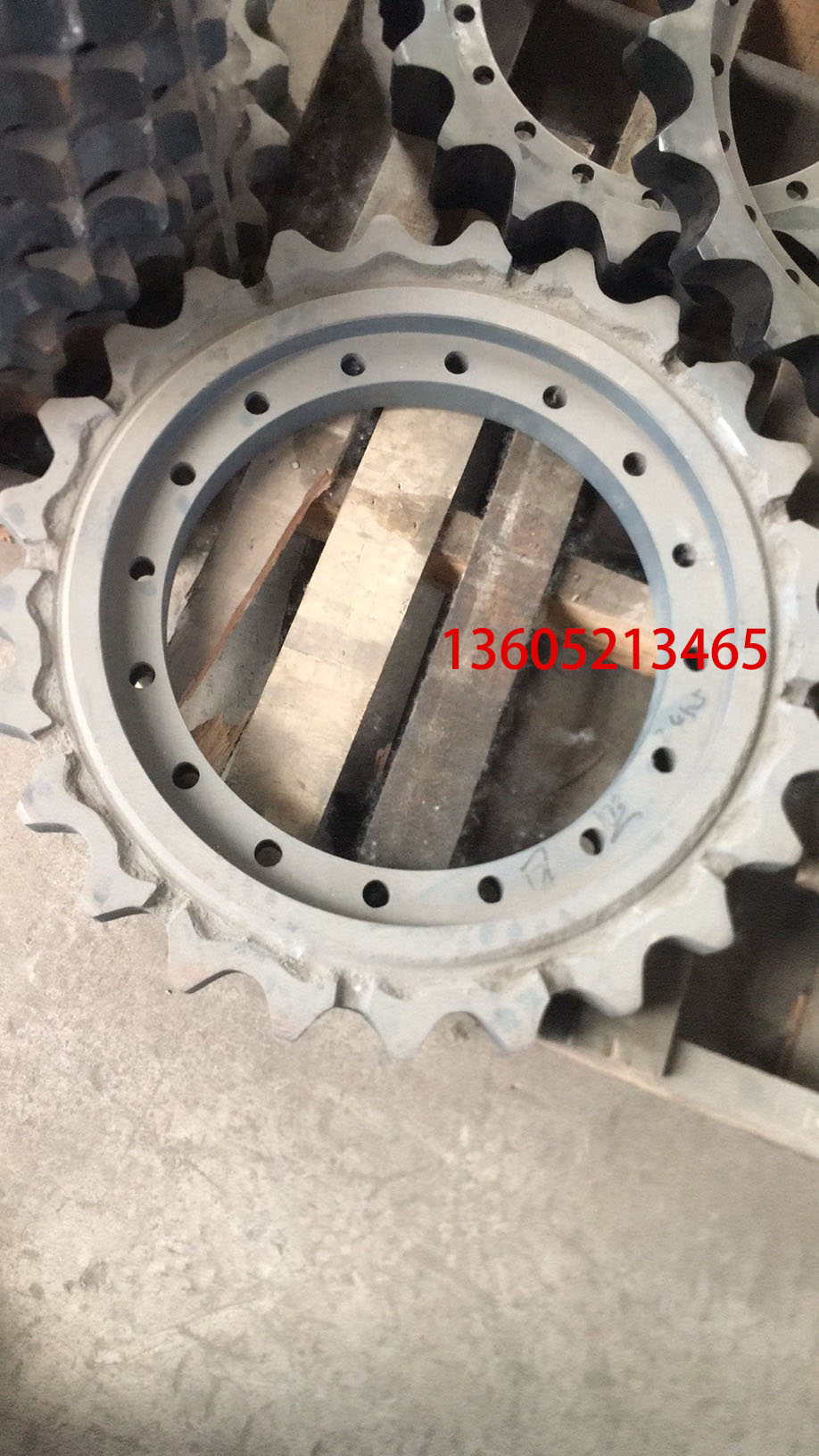 XCMG 951 paver traveling gear 25 teeth