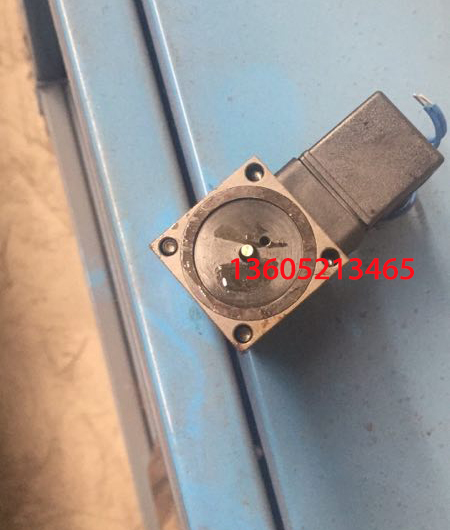 Zhonglian LTU120D paver solenoid valve GRFY035F20D