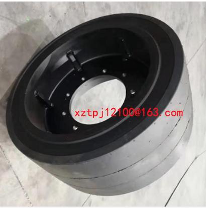 The solid tire assembly of the paver part number 2