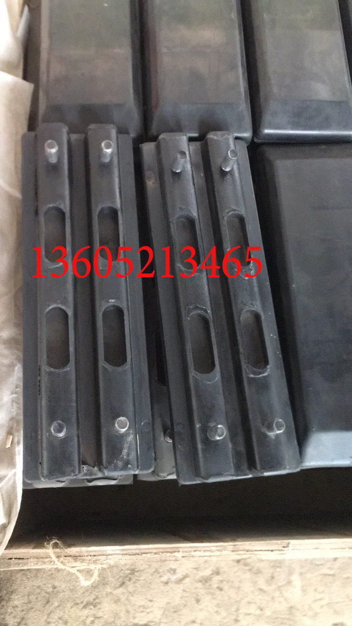 400mm Asphalt paver eagle pads bolt-on rubber pad 