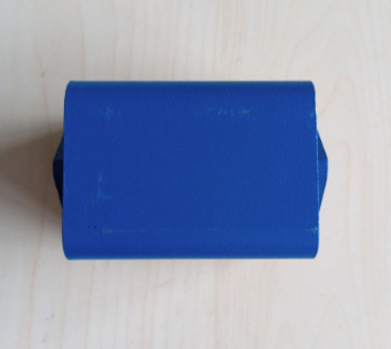Spreader tensioning wheel bracket shock-absorbing 